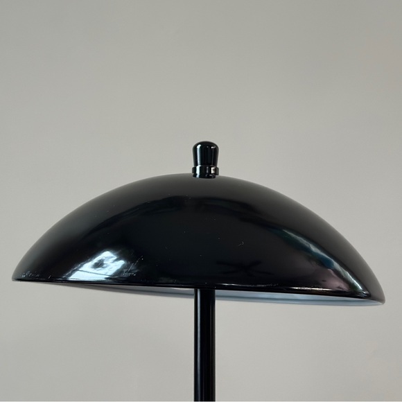 Vintage Atomic Table Lamp, Black Mushroom Touch Lamp, Metal MCM - Picture 7 of 15